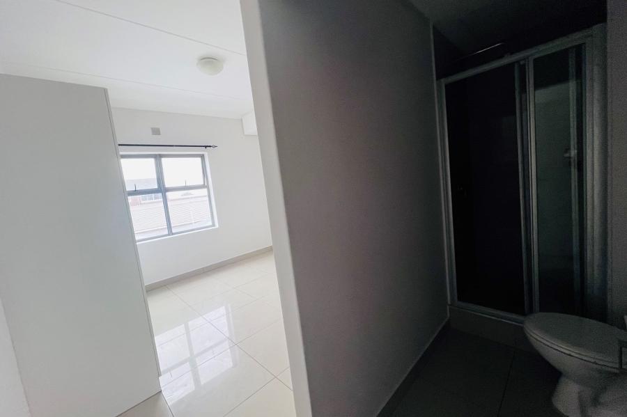 2 Bedroom Property for Sale in Edgemead Western Cape